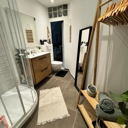 Modern With Jacuzzi Тулон